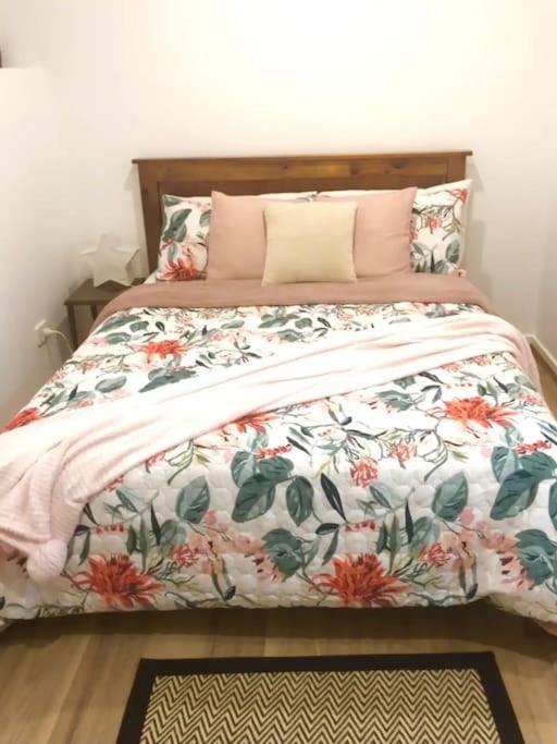 Apartment Comfy Fully Contained 2 Bedroom