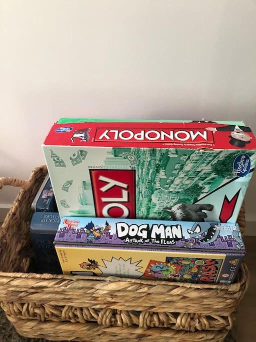 Apartment Comfy Fully Contained 2 Bedroom *